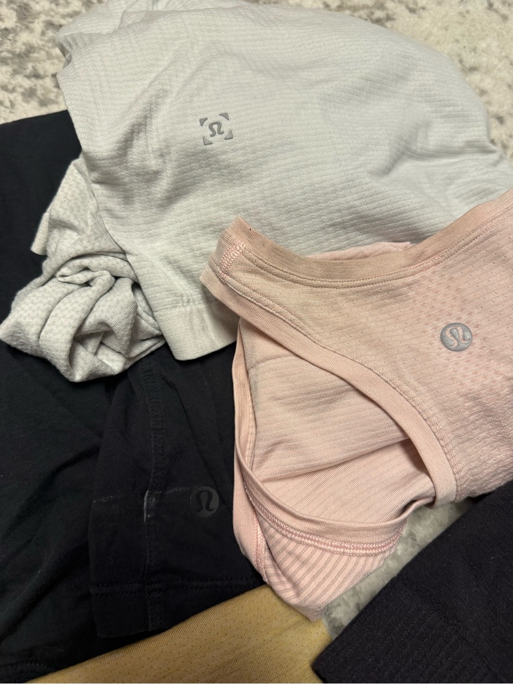Lululemon Flawed Activewear Lot – 11 Pieces Mixed Sizes Tanks, Tops, Sports Bras - Picture 9 of 9